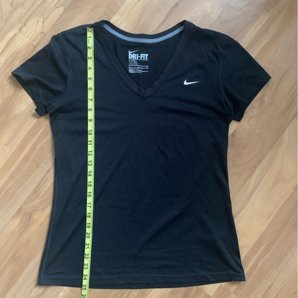 Dri-Fit Tee: Nike - Picture 8 of 9